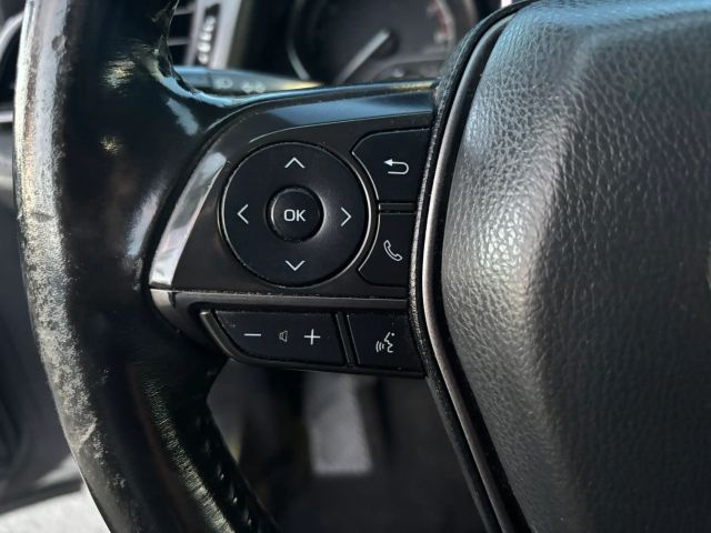 
								2021 Toyota Camry SE Sedan 4D full									