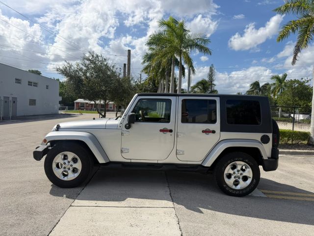 
								2008 Jeep Wrangler Unlimited Sahara Sport Utility 4D full									