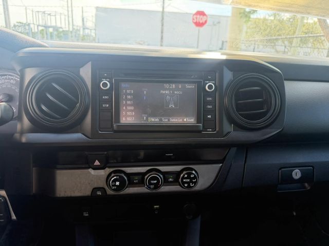 
								2017 Toyota Tacoma Access Cab SR Pickup 4D 6 ft full									